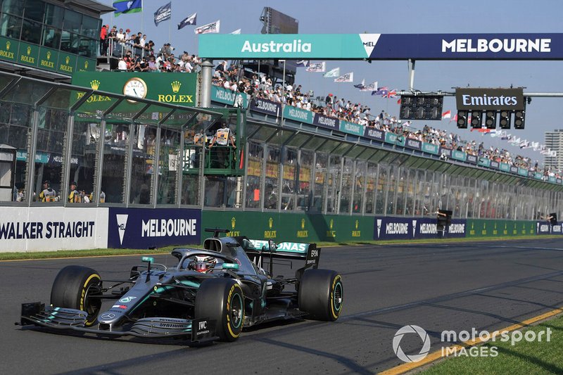 Льюіс Хемілтон, Mercedes AMG F1 W10