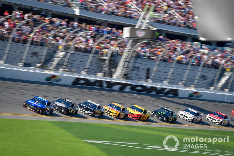 Ricky Stenhouse Jr., Roush Fenway Racing, Ford Mustang Fastenal, Kevin Harvick, Stewart-Haas Racing, Ford Mustang Busch Beer Car2Can, Aric Almirola, Stewart-Haas Racing, Ford Mustang Smithfield, Clint Bowyer, Stewart-Haas Racing, Ford Mustang Rush Truck Centers/Mobil 1, Joey Logano, Team Penske, Ford Mustang Shell Pennzoil, Kurt Busch, Chip Ganassi Racing, Chevrolet Camaro Monster Energy, Brad Keselowski, Team Penske, Ford Mustang Discount Tire, Paul Menard, Wood Brothers Racing, Ford Mustang Motorcraft / Quick Lane Tire & Auto Center