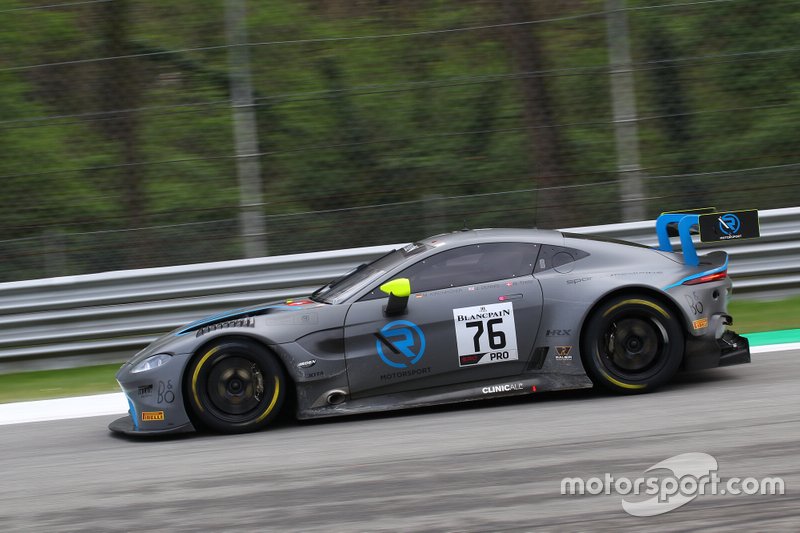 #76 R-Motorsport Aston Martin Vantage AMR GT3: Jake Dennis, Nicki Thiim, Marvin Kirchhöfer