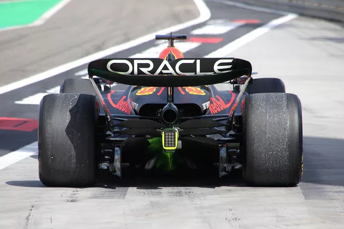 Red Bull Racing Racing RB19, rear
