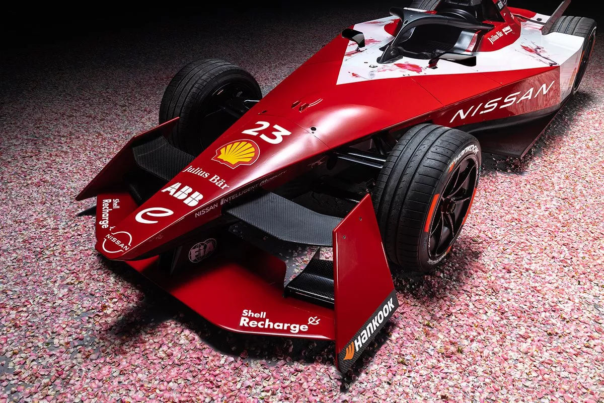 nissan-gen-3-formula-e-race-ca-1.webp