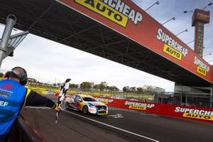 Race winners Shane van Gisbergen, Garth Tander, Triple Eight Race Engineering Holden