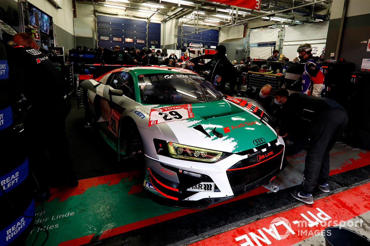 #29 Audi Sport Team Land Motorsport Audi R8 LMS GT3: Mattia Drudi, Christopher Mies, Rene Rast, Kelvin van der Linde