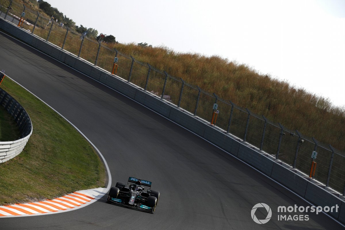 Lewis Hamilton, Mercedes W12