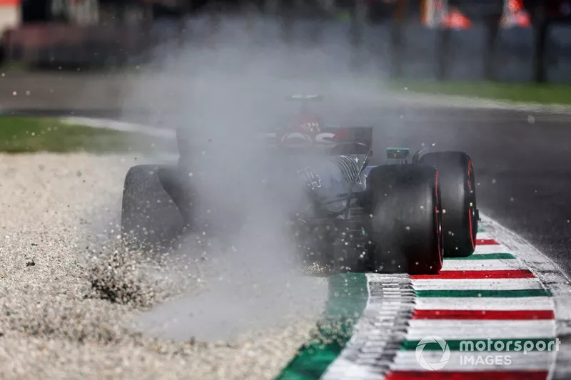 Lewis Hamilton, Mercedes W13
