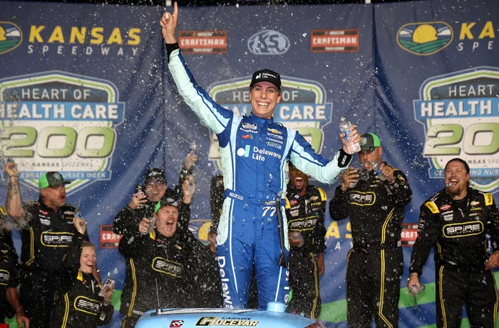 Carson Hocevar, Spire Motorsports Chevrolet
