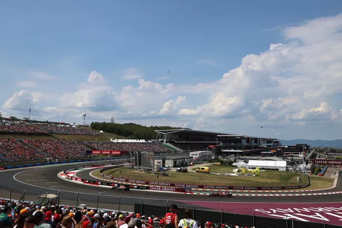 Lewis Hamilton, Ferrari, Yuki Tsunoda, Red Bull Racing Team
