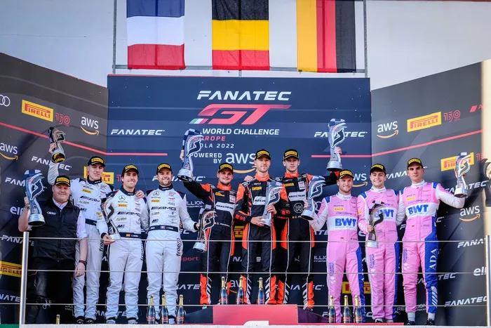 Podio: ganador #32 Team WRT Audi R8 LMS evo II GT3: Kelvin Van Der Linde, Dries Vanthoor, Charles Weerts, segundo lugar #88 AKKA ASP Team Mercedes-AMG GT3: Raffaele Marciello, Jules Gounon, Daniel Juncadella, tercer lugar #2 Mercedes-AMG Team GetSpeed Mercedes-AMG GT3: Maro Engel, Steijn Schothorst, Luca Stolz