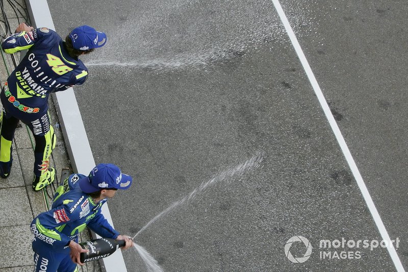 2005: 1. Valentino Rossi, 2. Sete Gibernau, 3. Nicky Hayden
