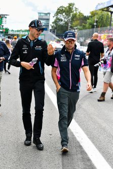 Robert Kubica, Williams Racing, e Sergio Perez, Racing Point