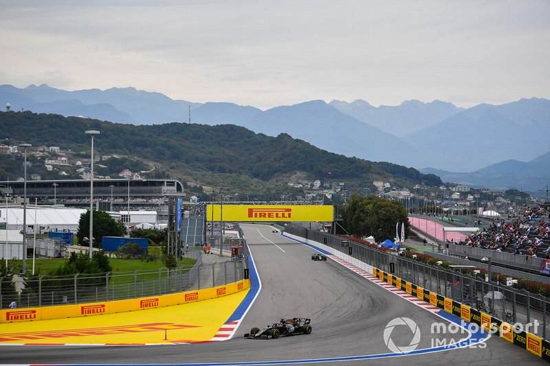 Romain Grosjean, Haas F1 Team VF-19, leads Kevin Magnussen, Haas F1 Team VF-19