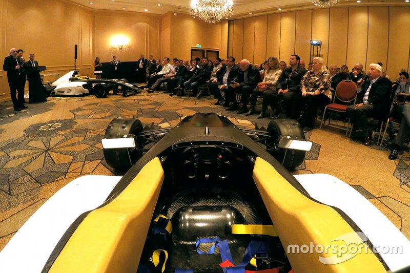 Presentación F4 Argentina