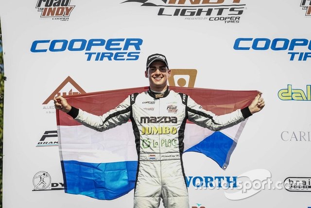 13. Rinus van Kalmthout werd dit jaar tweede in de Indy Lights, maar wie werd er kampioen in deze opstapklasse?