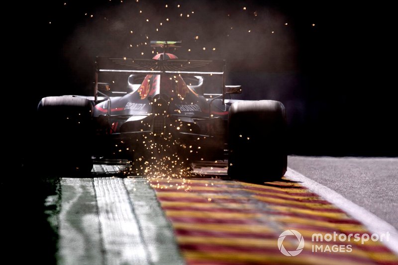 Александр Элбон, Red Bull Racing RB15