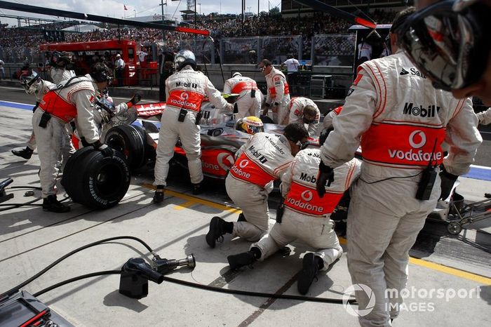 Alonso y Hamilton desobedecen a McLaren, Hungría 2007
