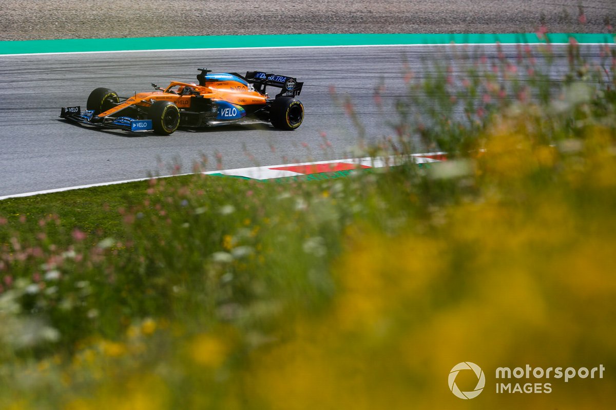 Carlos Sainz Jr., McLaren MCL35