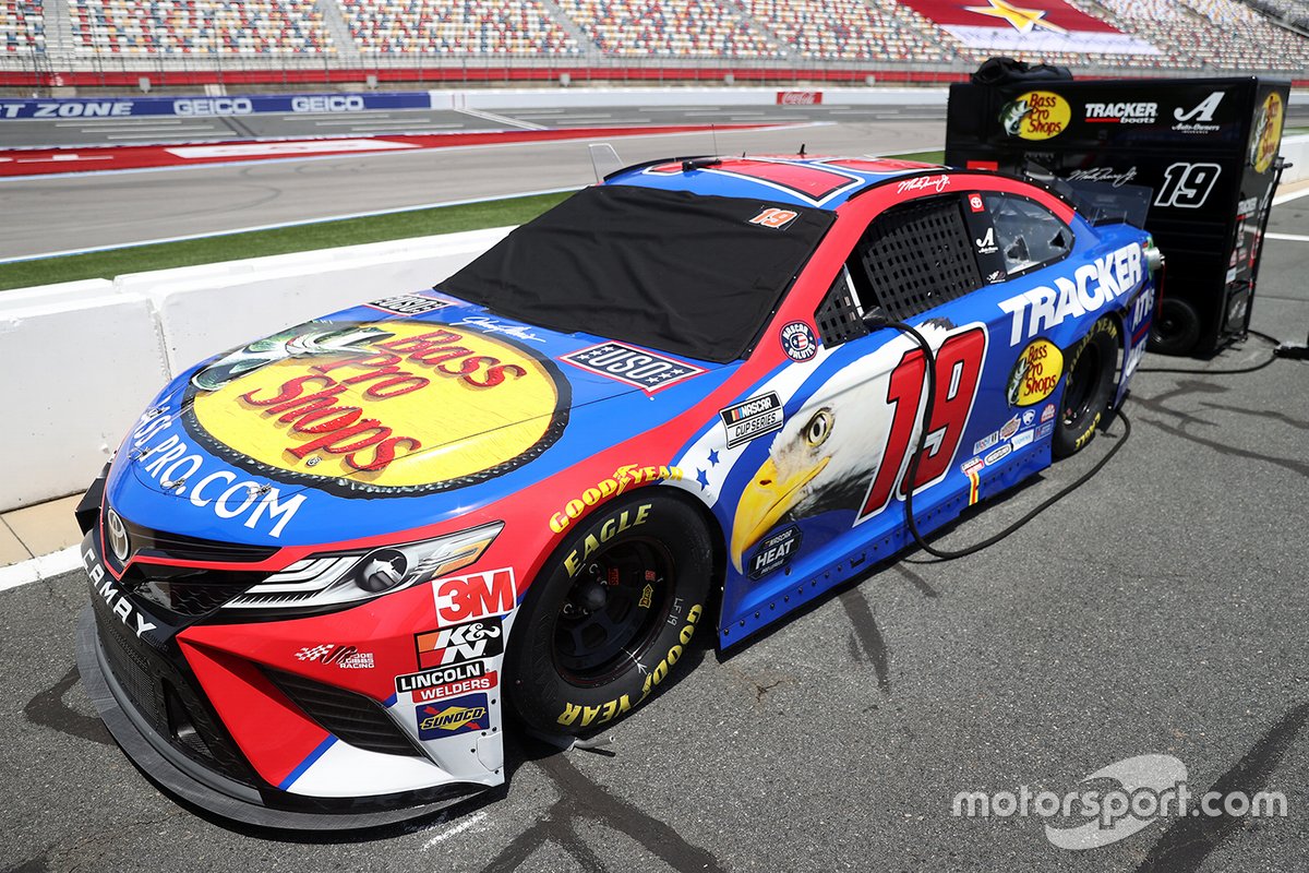 Martin Truex Jr., Joe Gibbs Racing, Toyota Camry