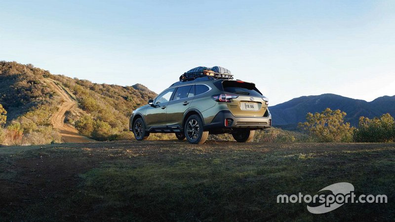 Subaru Outback 2020 року