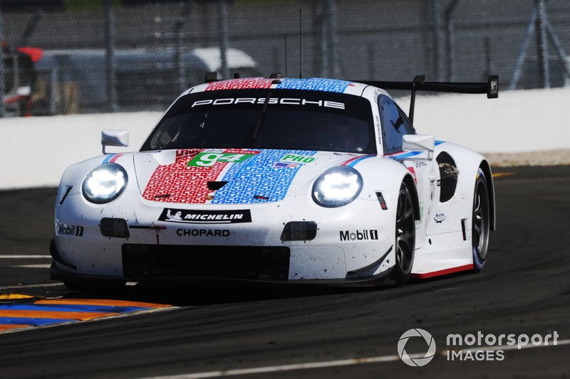 #94 Porsche GT Team, Porsche 911 RSR, Sven Muller, Mathieu Jaminet, Dennis Olsen