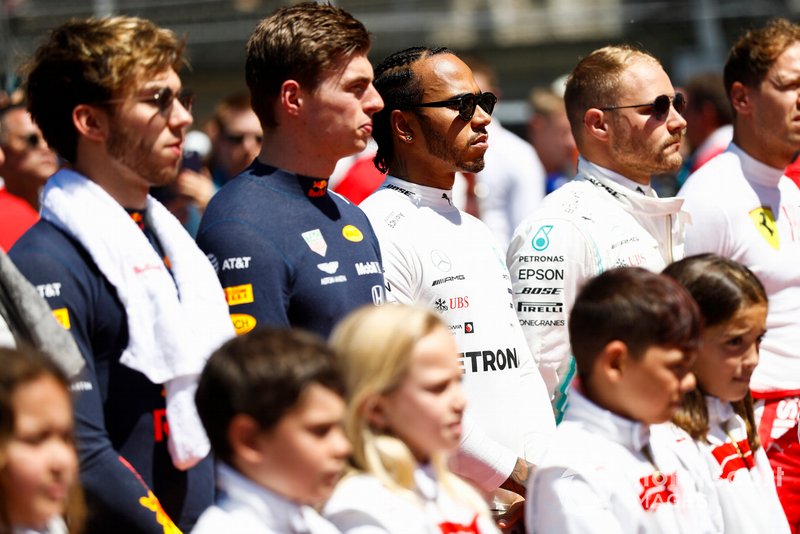 Pierre Gasly, Red Bull Racing, Max Verstappen, Red Bull Racing, Lewis Hamilton, Mercedes AMG F1, and Valtteri Bottas, Mercedes AMG F1