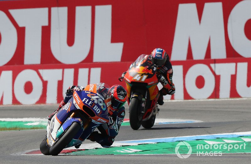 Augusto Fernandez, Pons HP40