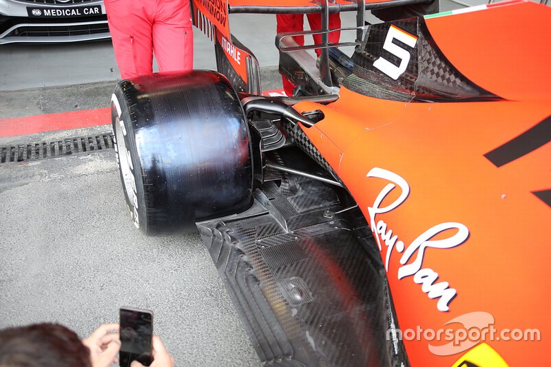 Задняя часть днища Ferrari SF90