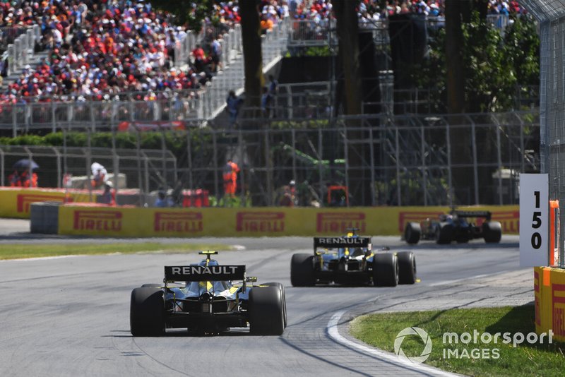 Daniel Ricciardo, Renault R.S.19, Nico Hulkenberg, Renault R.S. 19