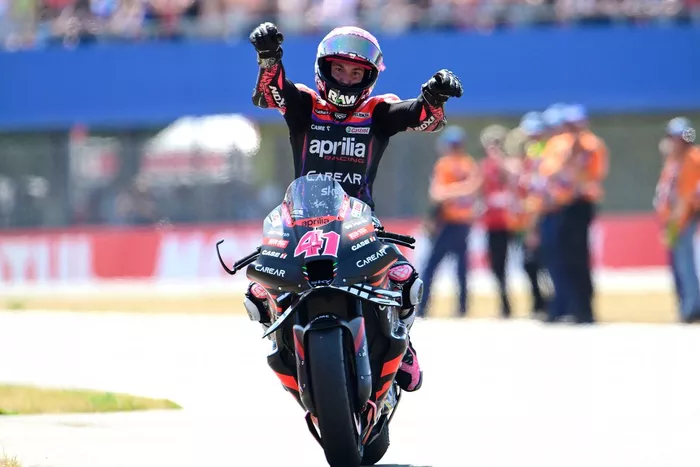 Aleix Espargaró, Aprilia Racing Team