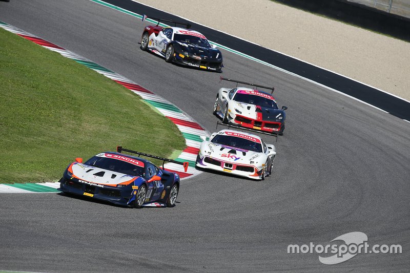 #17 Ferrari 488 Challenge, Formula Racing: Louis Prette