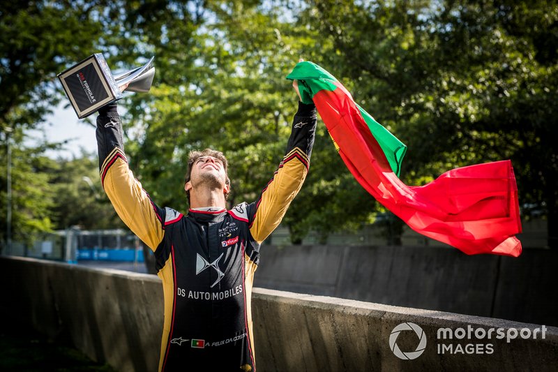 Antonio Felix da Costa, DS Techeetah, 2nd position, poses with his trophy