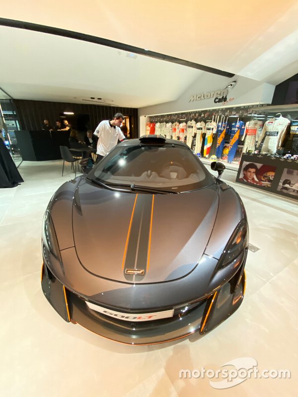 Presentación McLaren Barcelona