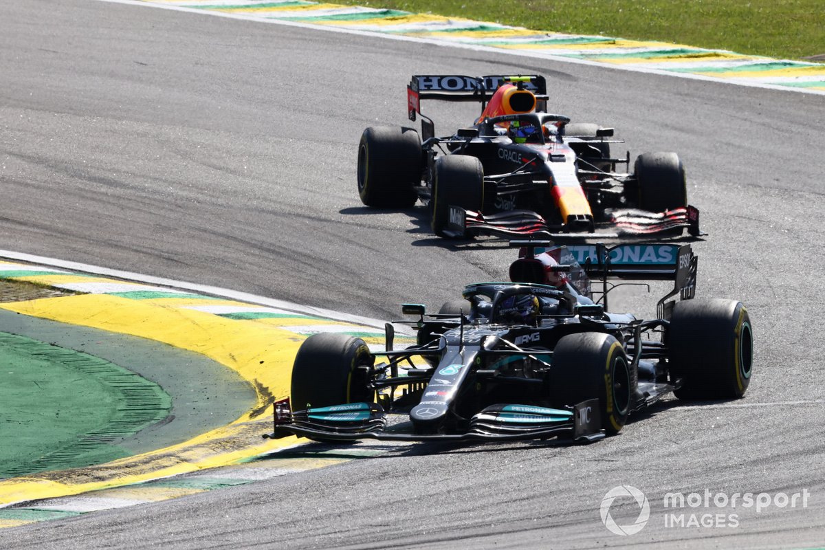 Lewis Hamilton, Mercedes W12, Sergio Perez, Red Bull Racing RB16B