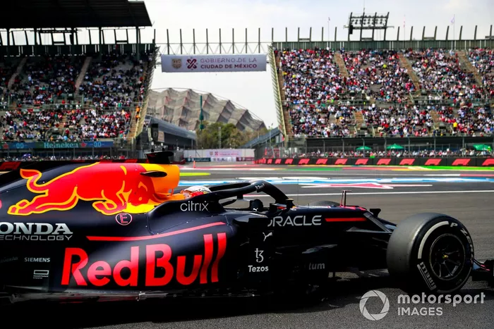 Max Verstappen, Red Bull Racing RB16B