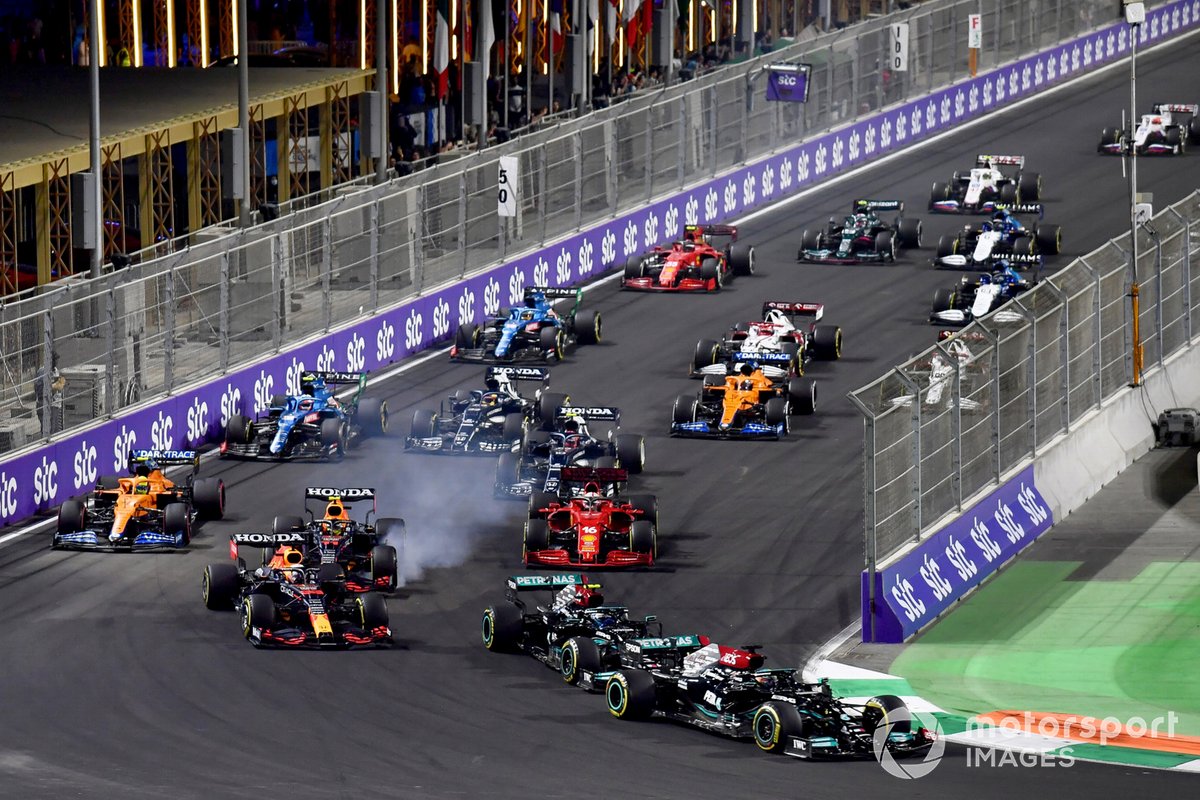 Lewis Hamilton, Mercedes W12, Valtteri Bottas, Mercedes W12, Max Verstappen, Red Bull Racing RB16B, Sergio Perez, Red Bull Racing RB16B, Charles Leclerc, Ferrari SF21