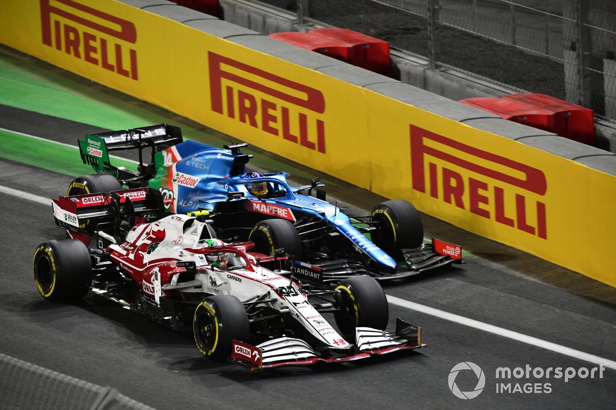 Antonio Giovinazzi, Alfa Romeo Racing C41, Fernando Alonso, Alpine A521