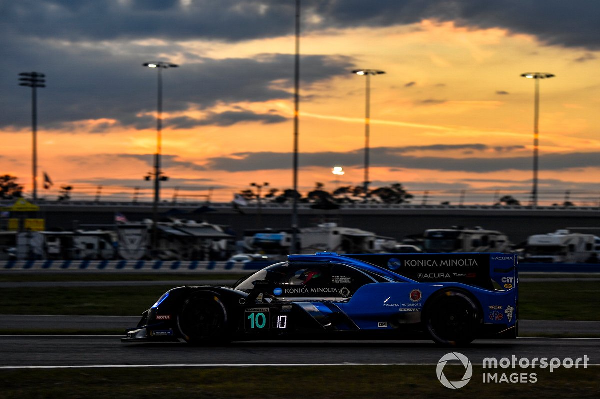 #10 Wayne Taylor Racing Acura ARX-05 Acura DPi: Helio Castroneves, Alexander Rossi, Filipe Albuquerque, Ricky Taylor