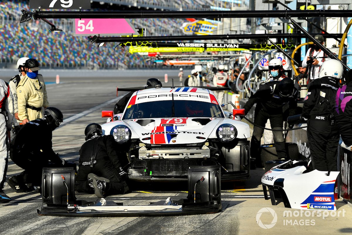 #79 WeatherTech Racing Porsche 911 RSR - 19, GTLM: Cooper MacNeil, Gianmaria Bruni, Richard Lietz, Kevin Estre