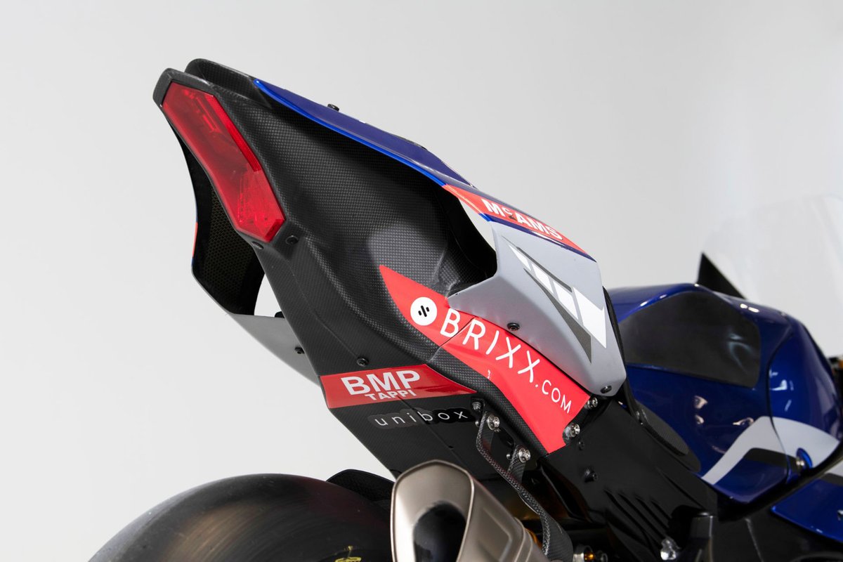 Pata Yamaha R1