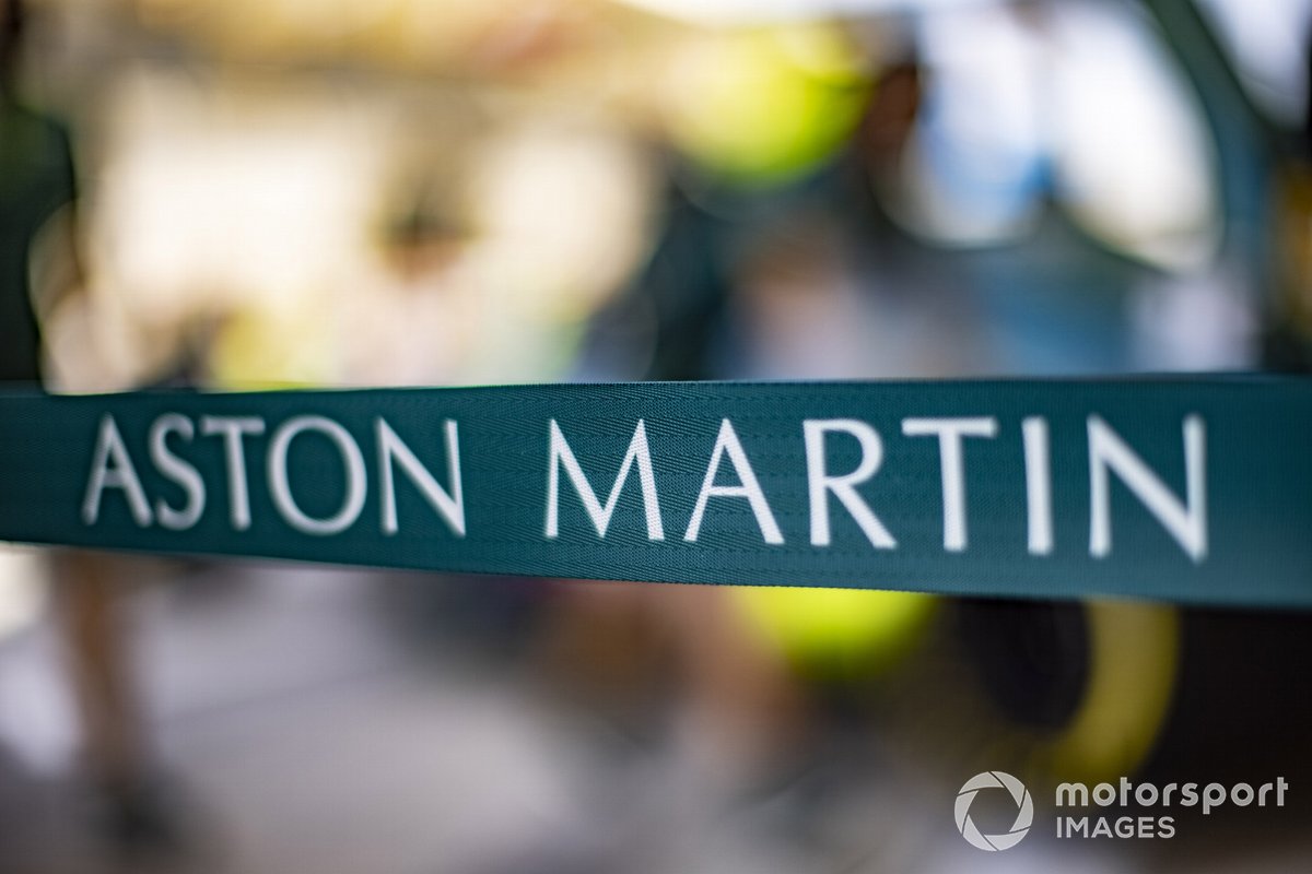 El logo de Aston Martin