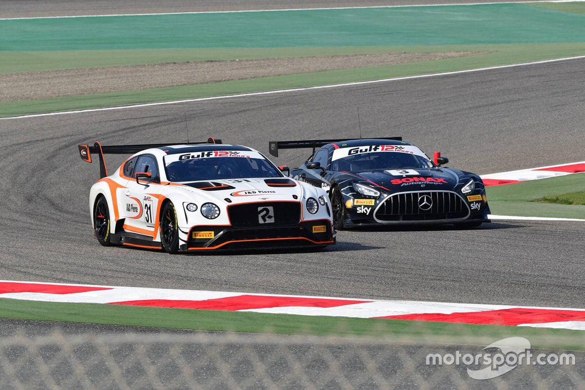 #31 Team Parker Racing, Bentley Continental GT3: Derek Pierce, Euan McKay, Andrew Meyrick, #3 Ram Racing, Mercedes-AMG GT3: John Loggie, Chris Froggatt, Callum MacLeod