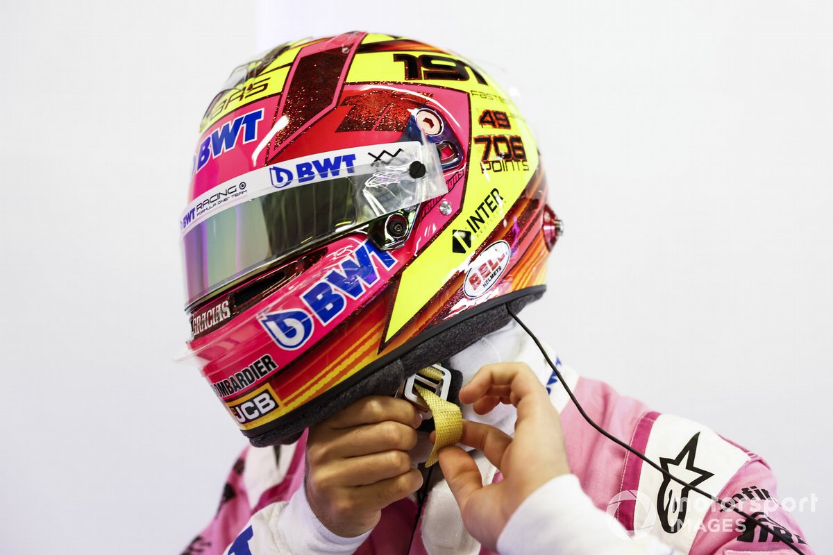 Sergio Pérez, Racing Point, utilizando un casco de edición especial
