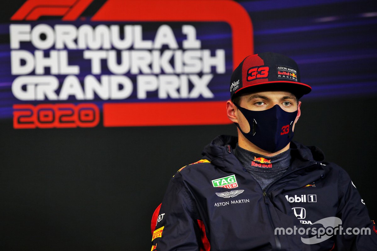 Max Verstappen, Red Bull Racing, durante la conferenza stampa dopo le Qualifiche
