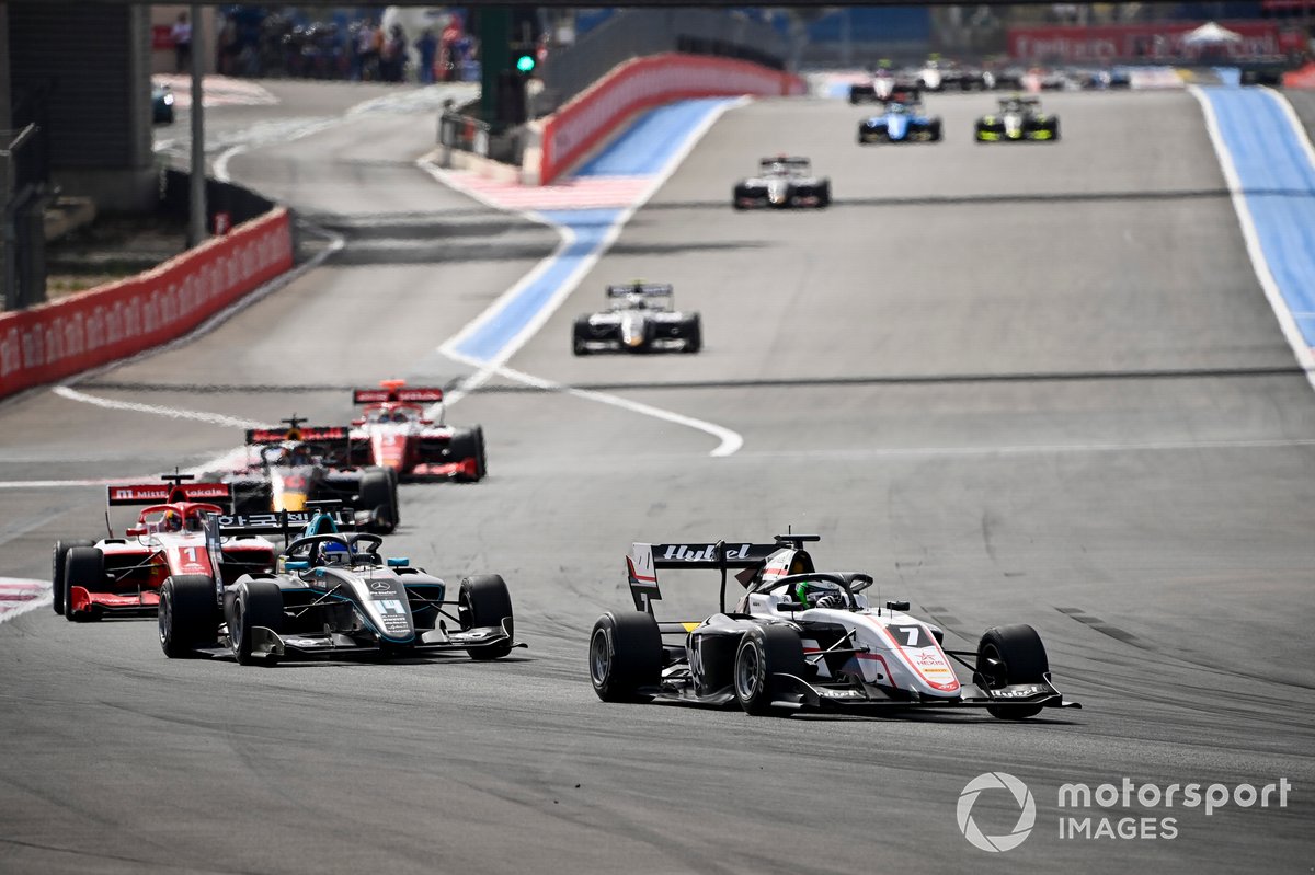 Frederik Vesti, ART Grand Prix y Matteo Nannini, HWA RACELAB