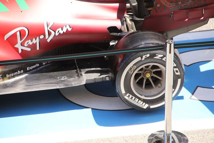 Detalle del piso del Ferrari SF21