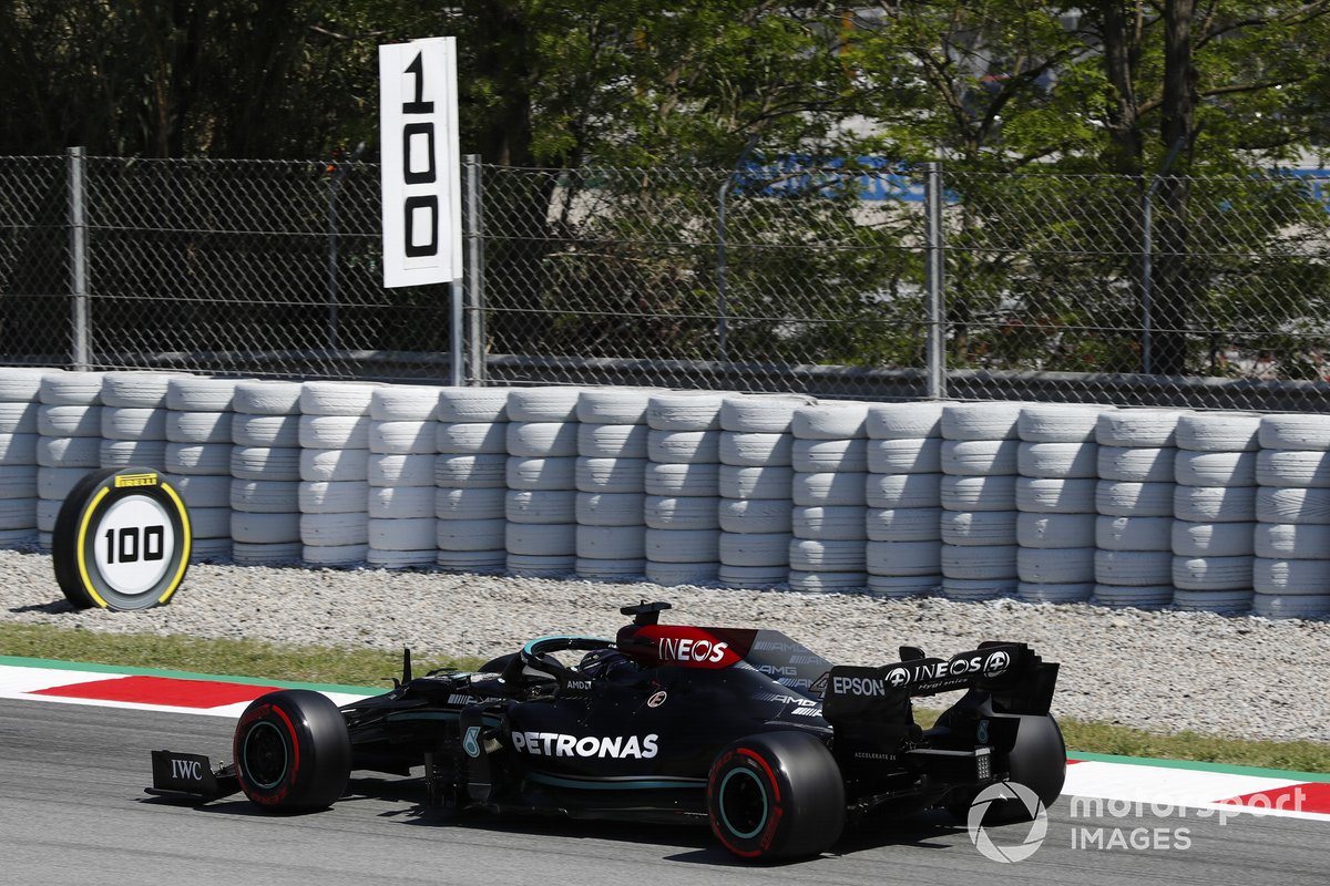 Lewis Hamilton, Mercedes W12. Hamilton consigue su 100ª pole position