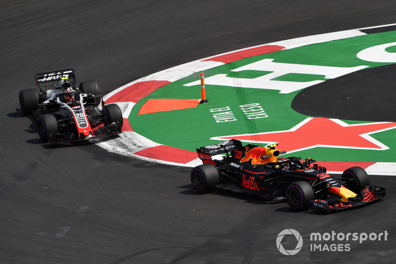 Макс Ферстаппен, Red Bull Racing RB14, Кевін Магнуссен, Haas F1 Team VF-18
