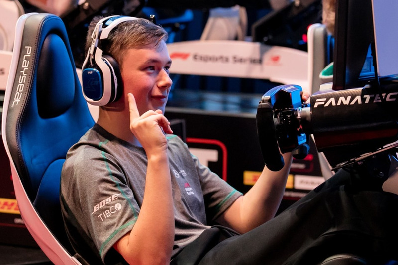 F1 eSports: Брендон Ли