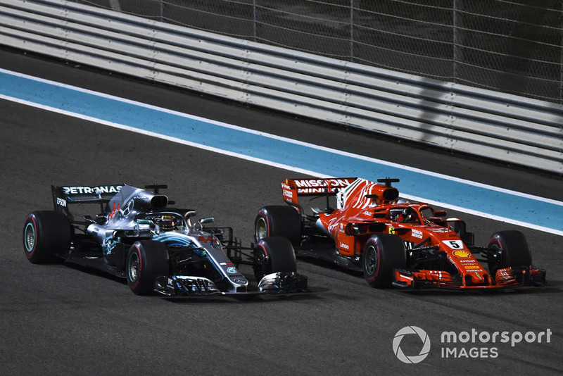 Lewis Hamilton, Mercedes AMG F1 W09 EQ Power+, Sebastian Vettel, Ferrari SF71H