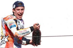 Podium : le vainqueur Marc Marquez, Repsol Honda Team