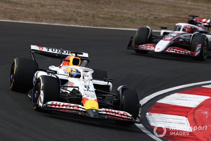 Esteban Ocon, Haas F1 Team, Isack Hadjar, RB F1 Team